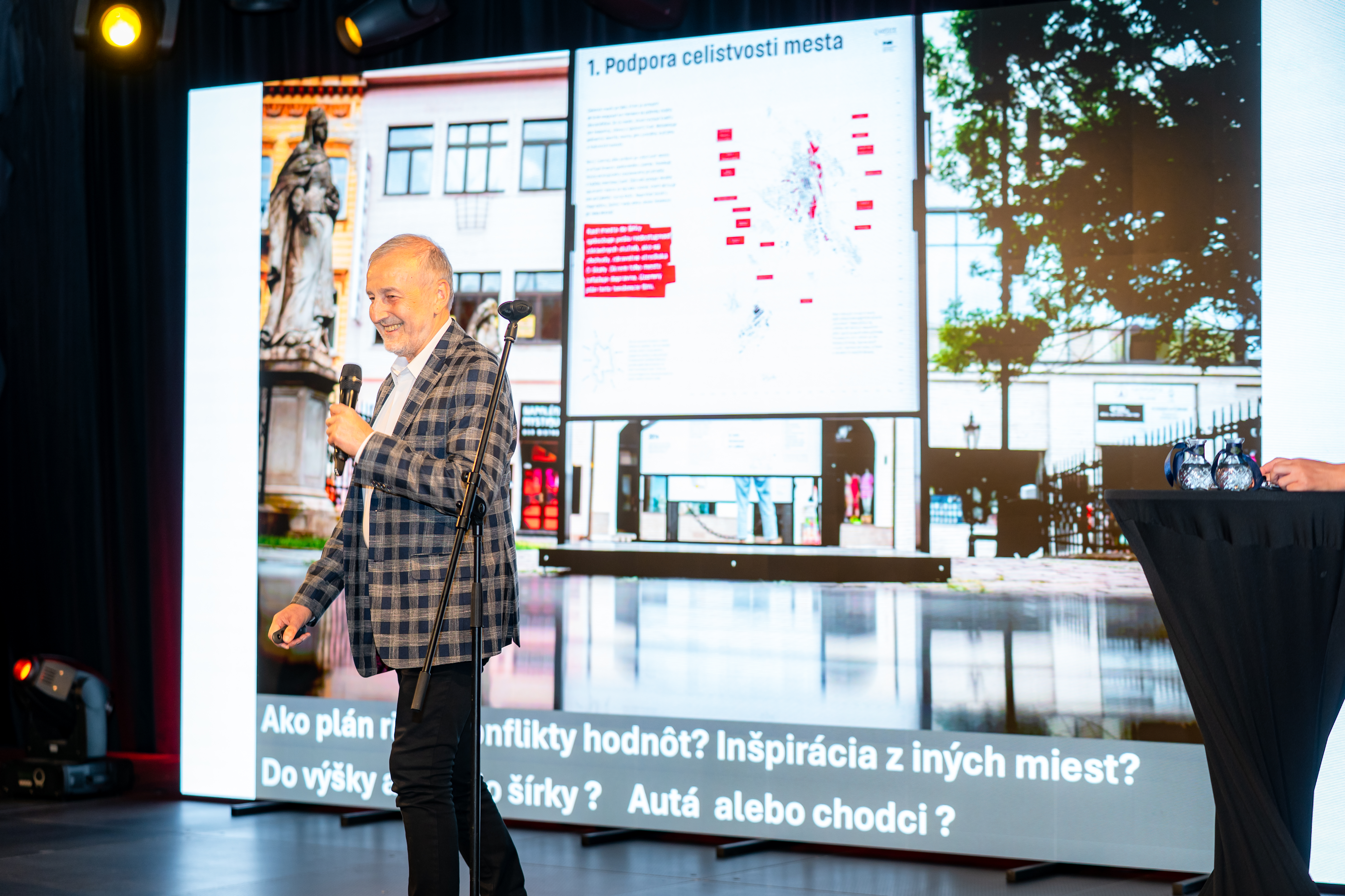 Galavecer pri prilezitosti slavnostneho uvedenia noveho uzemneho planu mesta Kosice-51